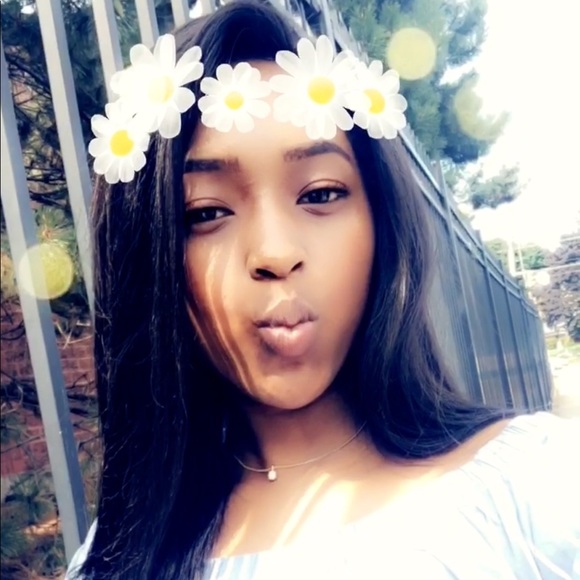 Meet your Posher, Melissa - Picture 1 of 1